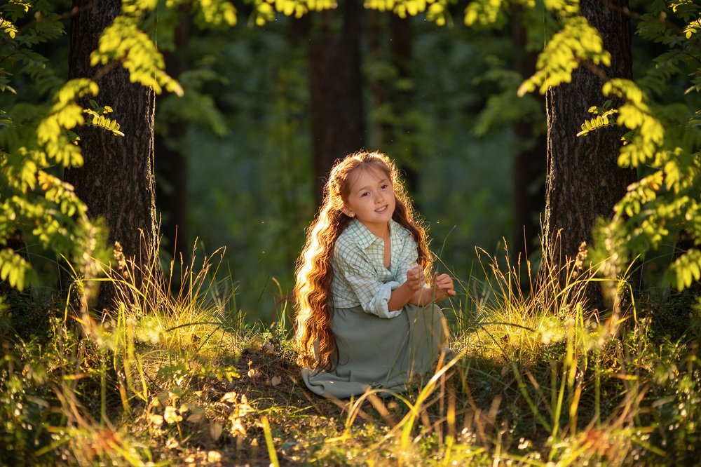 Задумчивая девочка