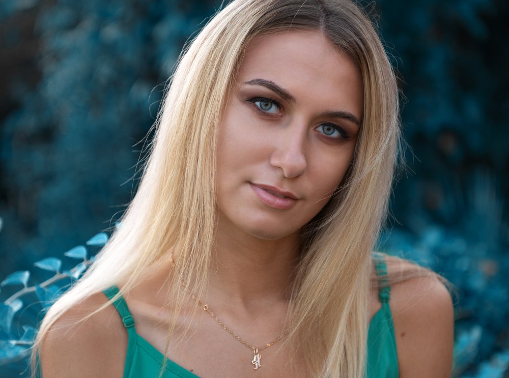 Nina. Wolf, S.A.Mityanin.