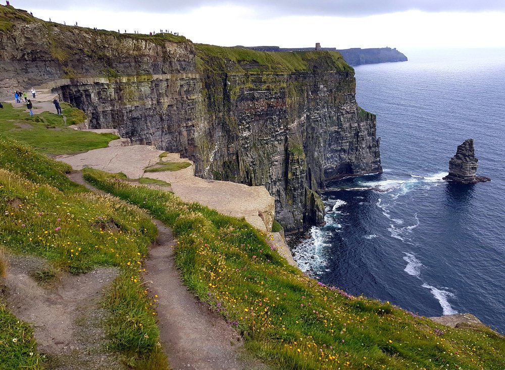 Ireland, cliffs of Moher