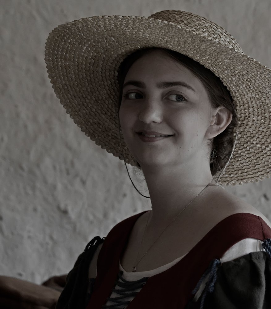 Соломенная шляпка