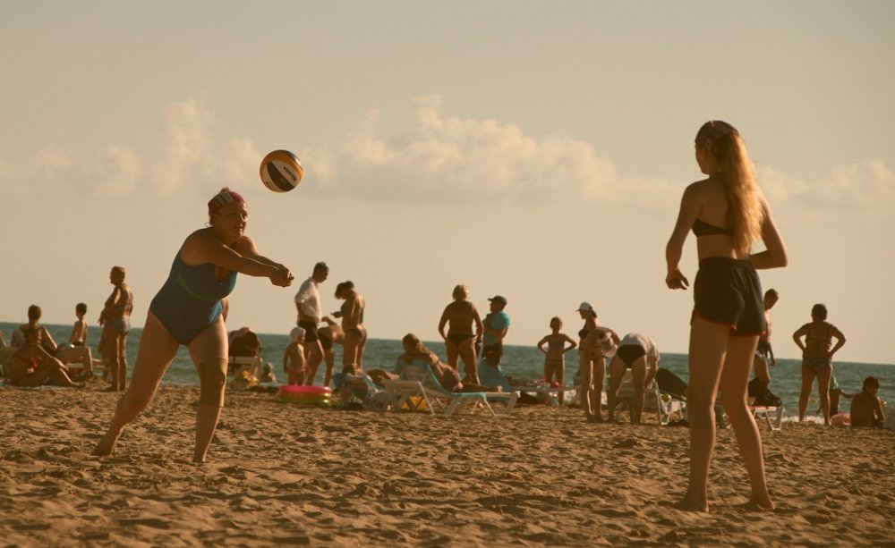 Пляжный воллейбол(второе фото)