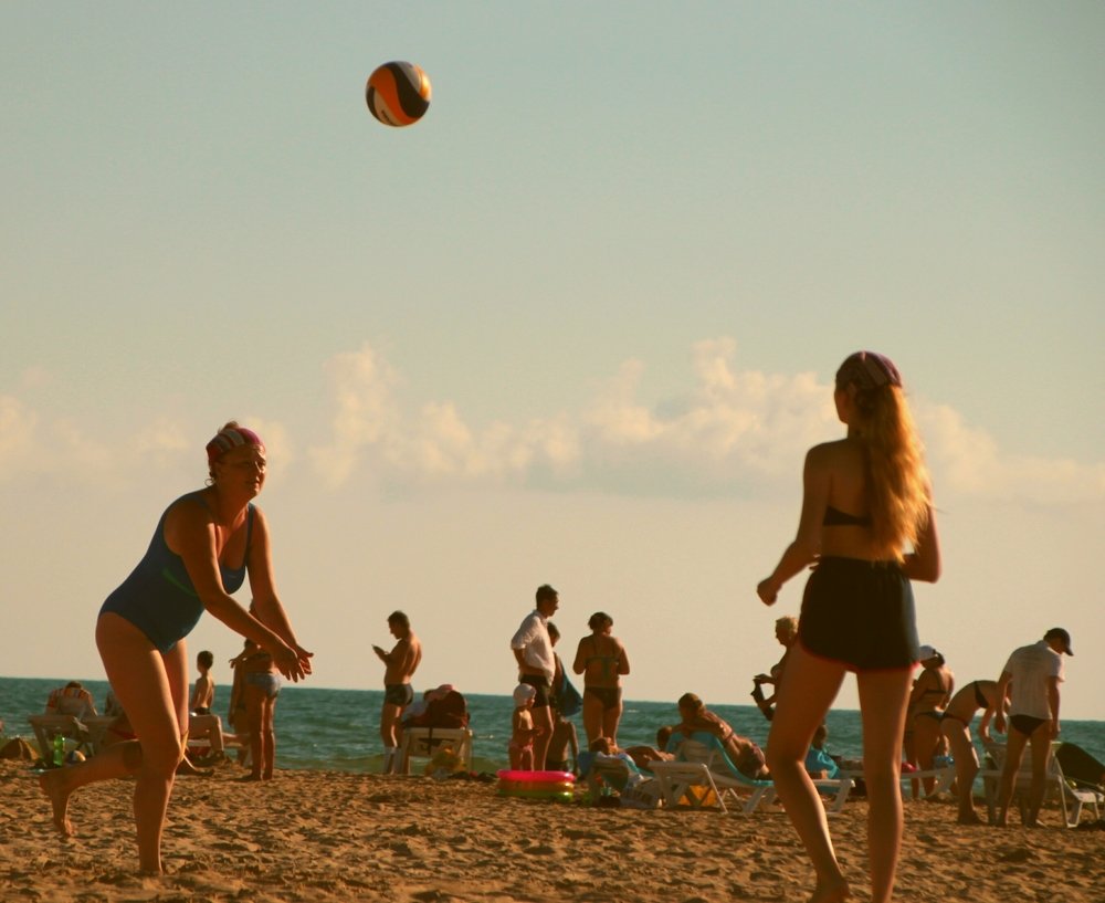 Пляжный волейбол(четвертое фото)