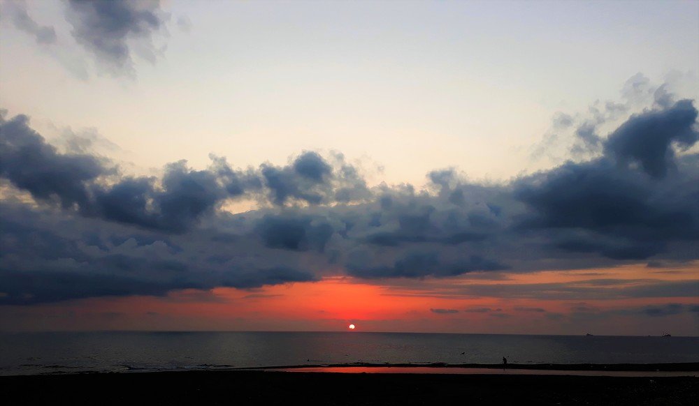 закат в пляже