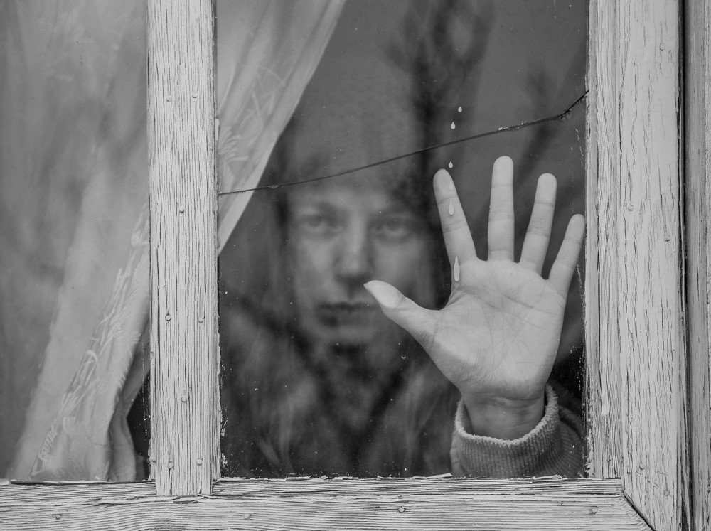 Не выходи из комнаты