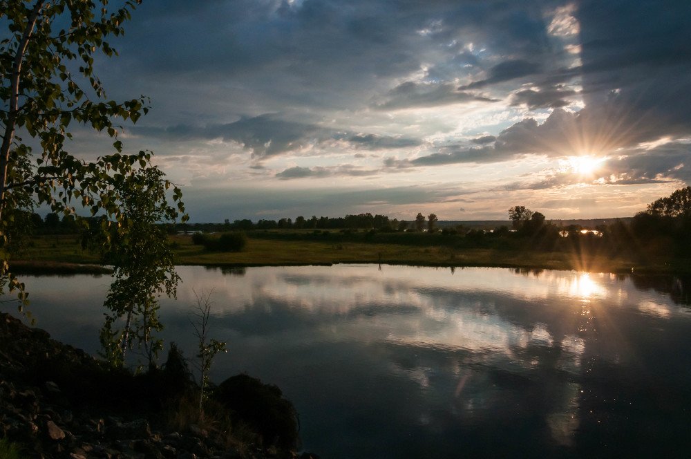 На закате дня.