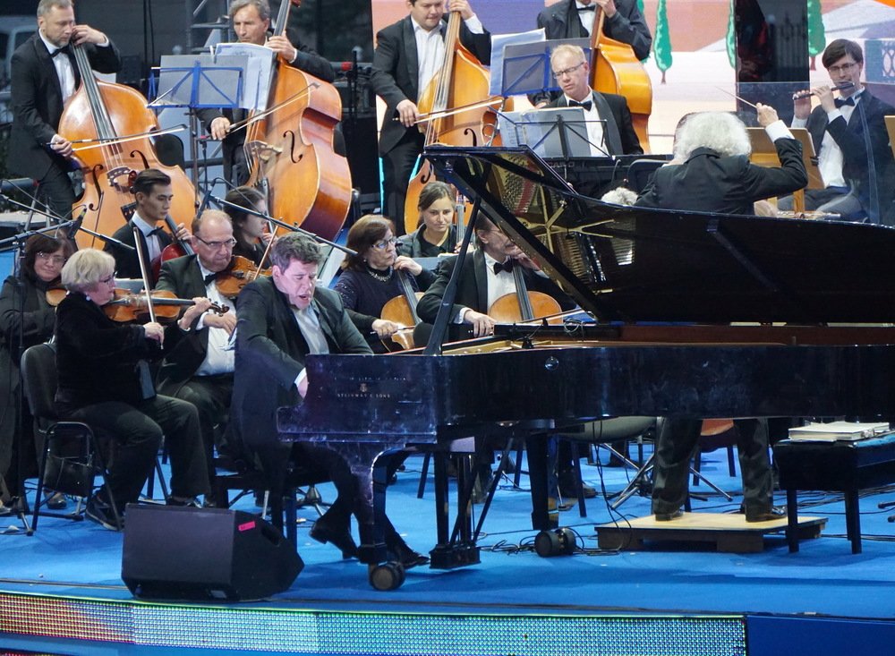 Денис Мацуев