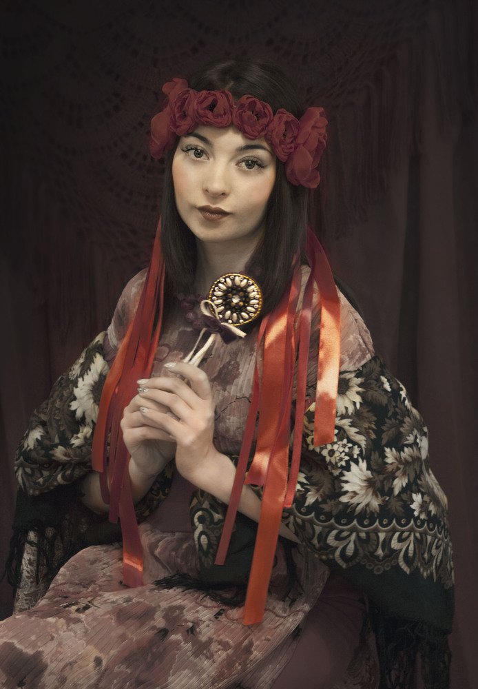 Девушка в веночке