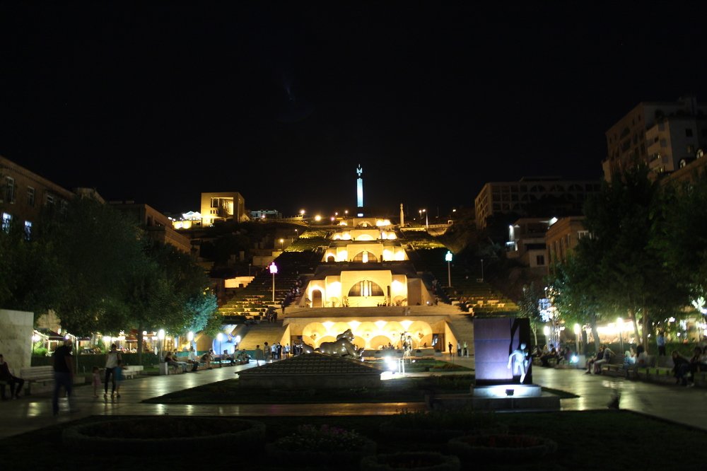 Ночной каскад