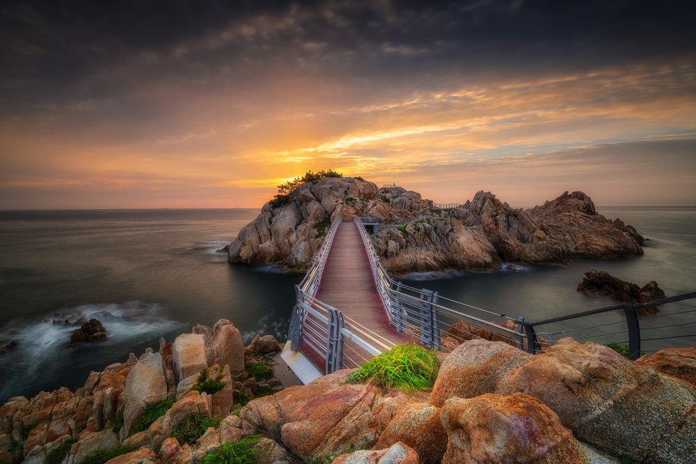 Photograph by Wahyu Santosa