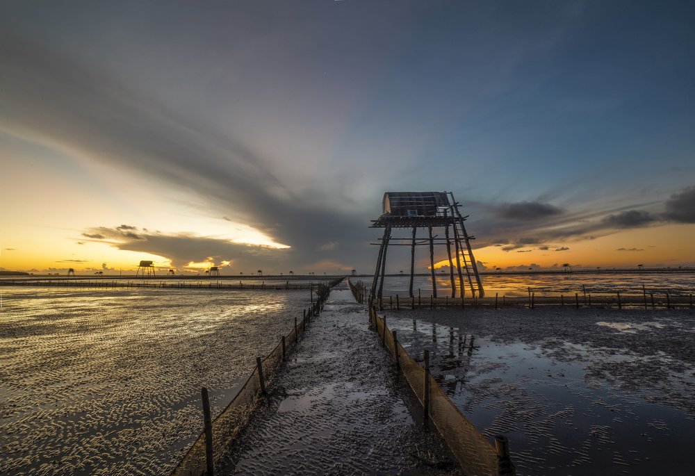 Photograph by Sky Hunter Duy Quang