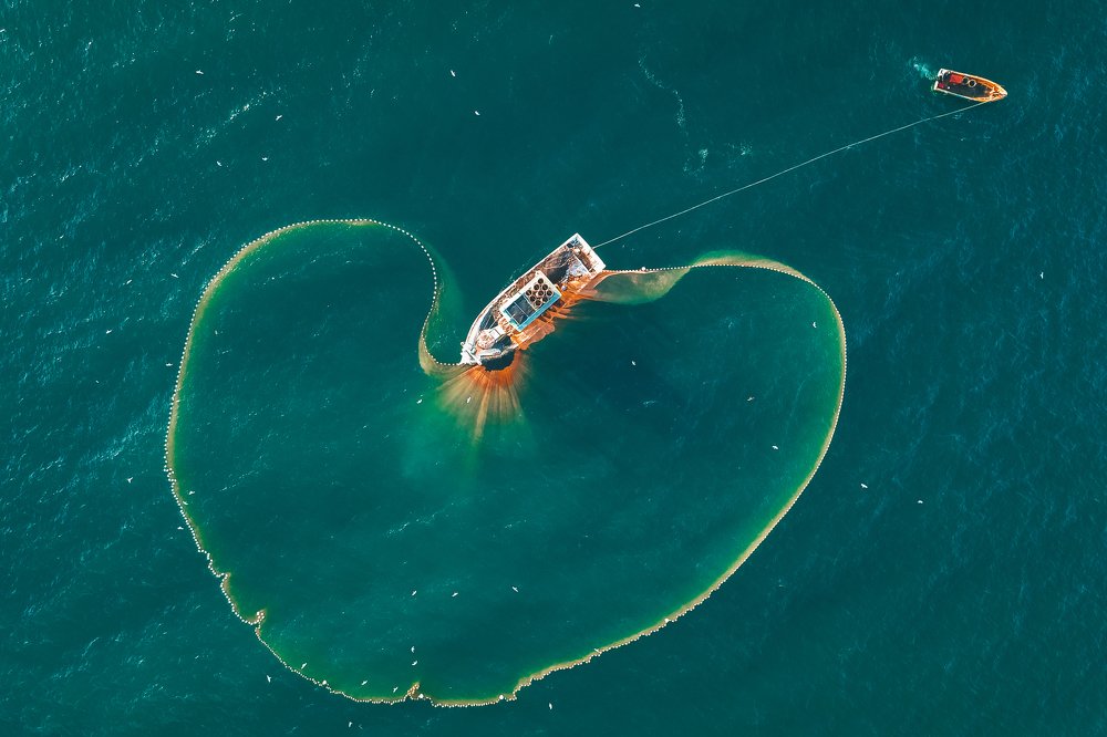 Photograph by Pok Rie