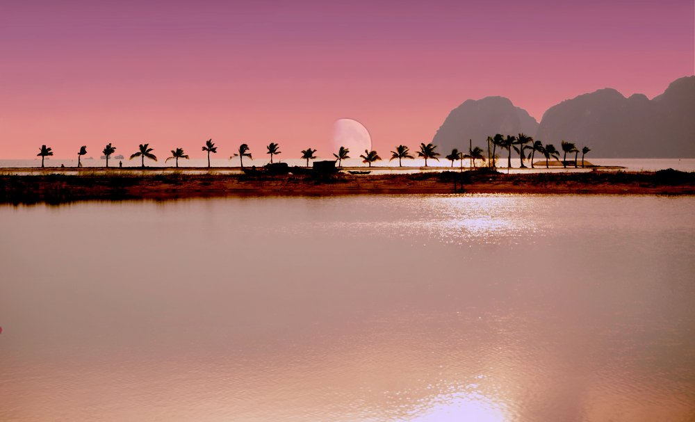 Dawn on Tuan Chau island - Halong Bay