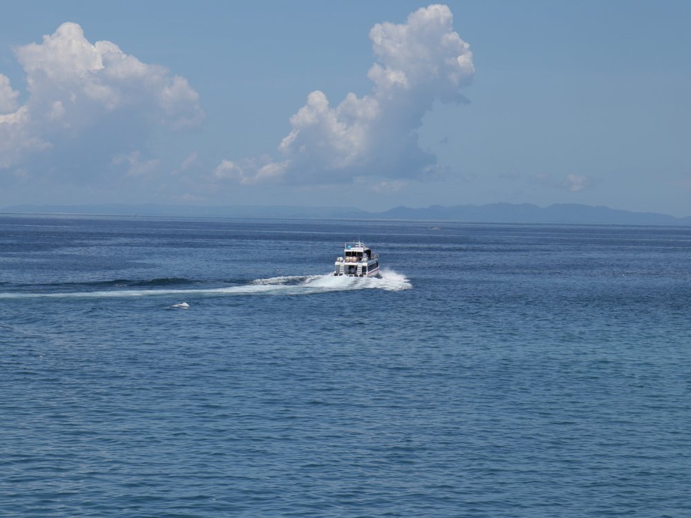 Photograph by Benny Momor