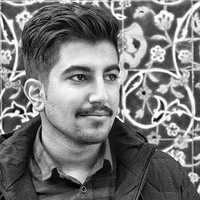 Navid Matrian pour - photographer