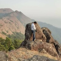 Vishu Pattachravanda - photographer