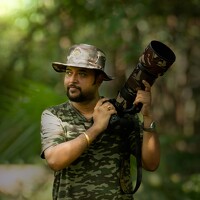 Sunny Saha Pramanick - фотограф