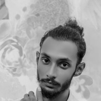 L W Pasindu Lakshan - photographer