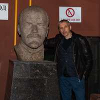 lev ostanin - photographer