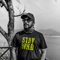 Suyash Tilak - фотограф