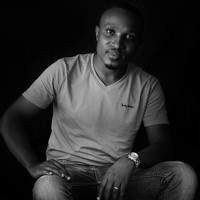  Hubert Bisengimana - photographer